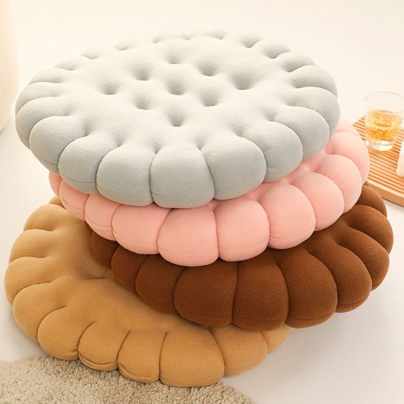 Biscuit Shape Plush Cushion10.jpg