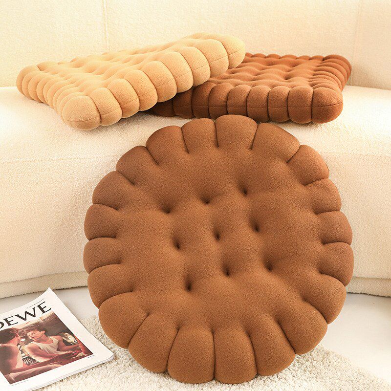 Biscuit Shape Plush Cushion9.jpg