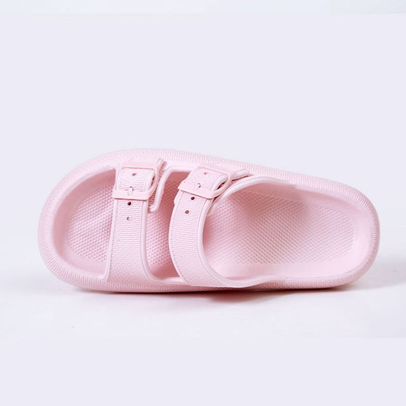 womens slippers16.jpg